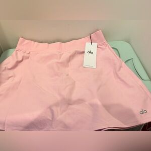 VIRAL!! Limited Alo Yoga Alosoft Backspin Skirt- Color Sweet Pink- Size L- NWT